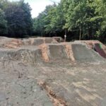 Dirtbike Anlage Stade Mountainbike Kicker Jumpline Pumptrack 027